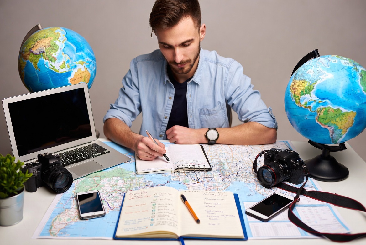 Comment voyager mieux en dépensant moins ?